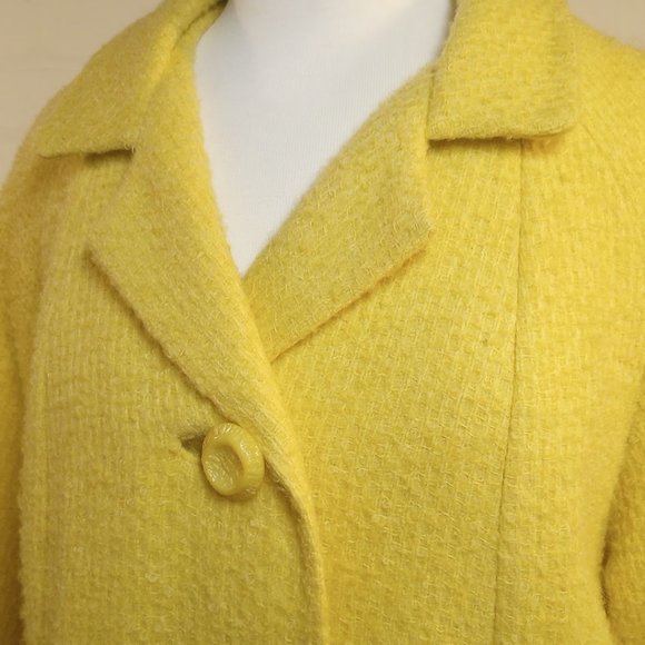 Vintage Yellow Wool Coat, Size 8-10 - Picture 4 of 9